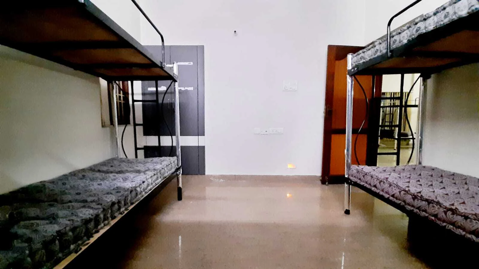 pgshan-mens-hostel-maduravoyal-chennai-hostels-fcplaq9z7a